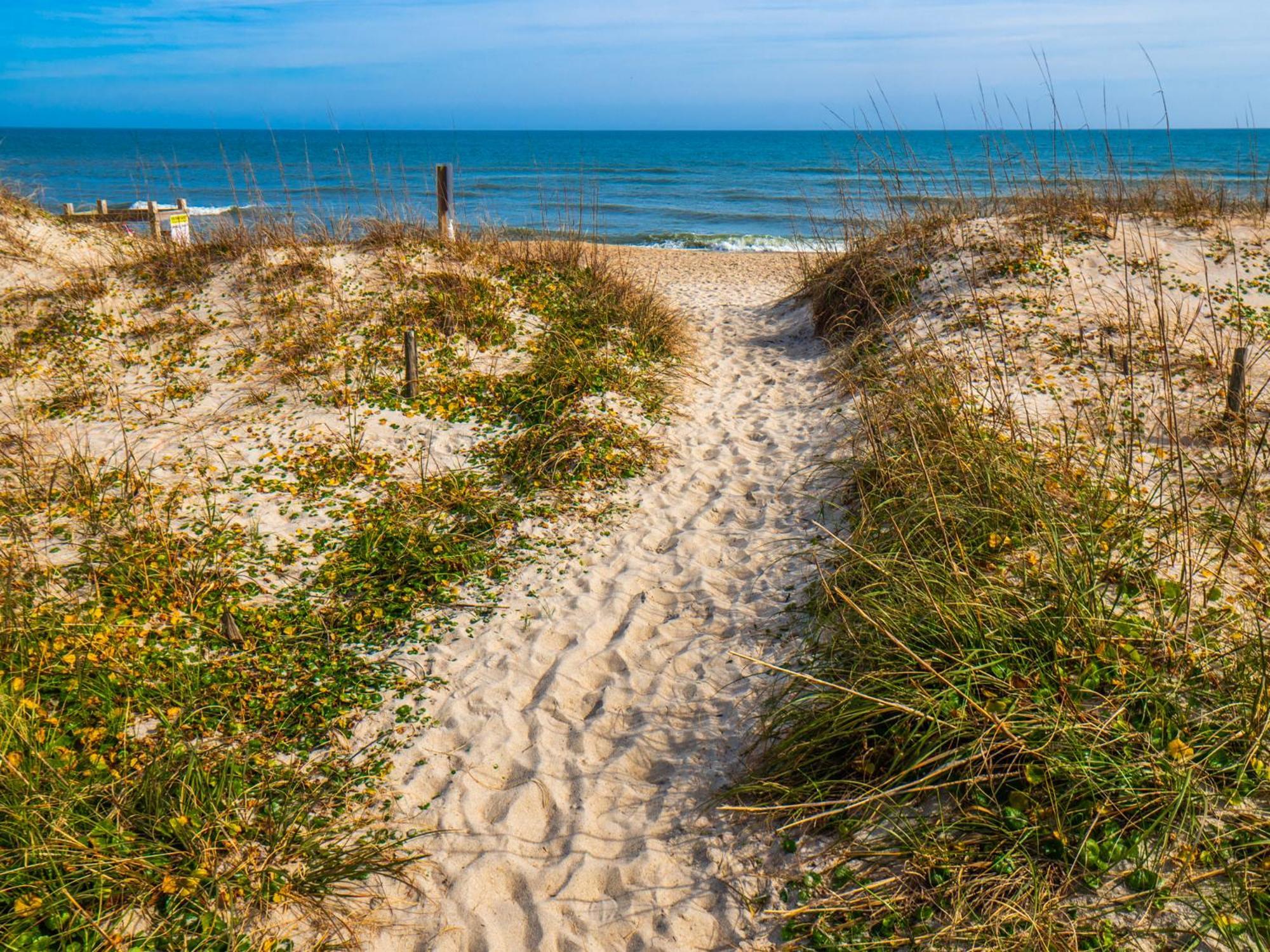 Paradise Towers #105 - Turtle Cay Apartment Carolina Beach